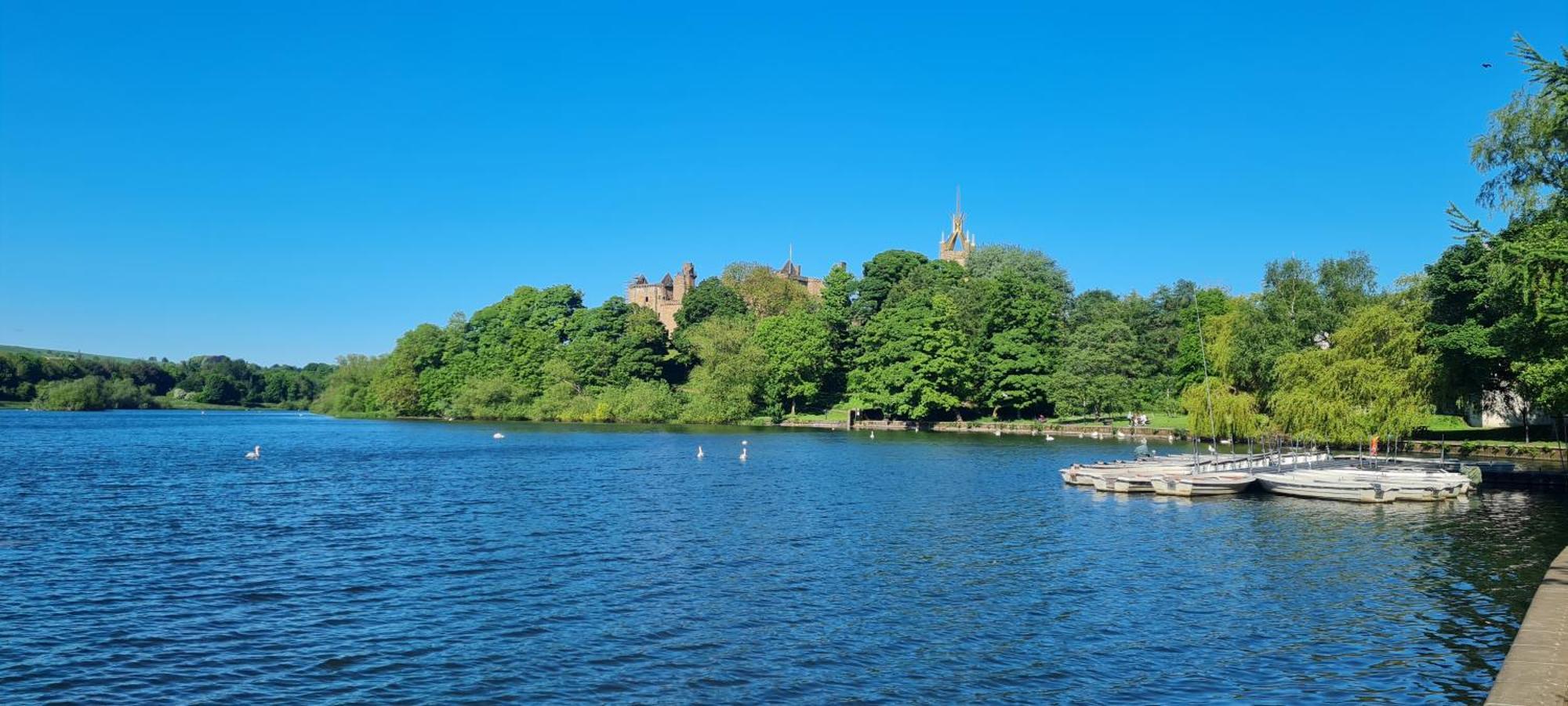Stylish Home In Linlithgow With Free Parking Eksteriør billede